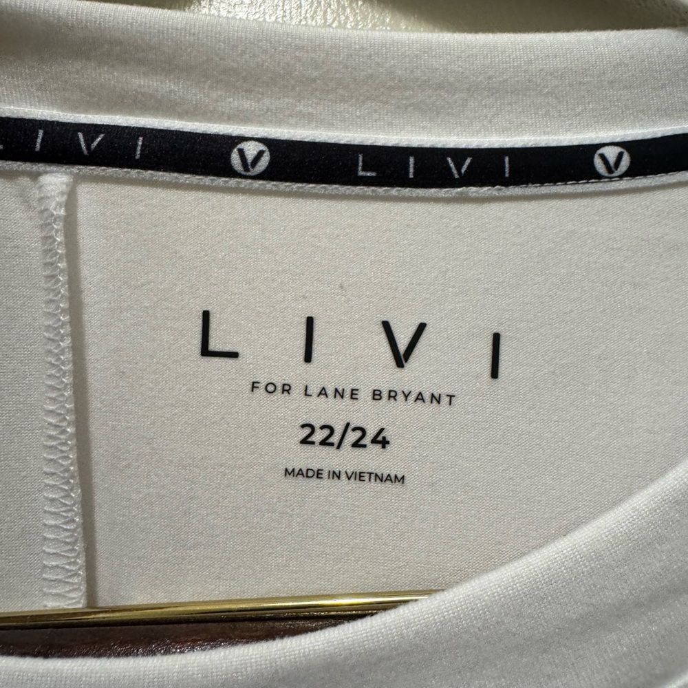 Livi Women’s White Short-Sleeve Top - Picture 3 of 6